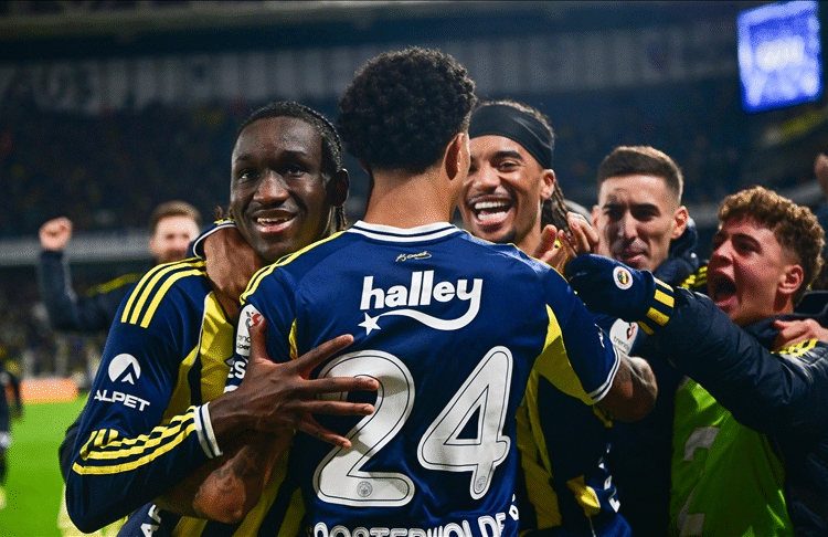 Fenerbahçe 3 puanı uzatmalarda aldı