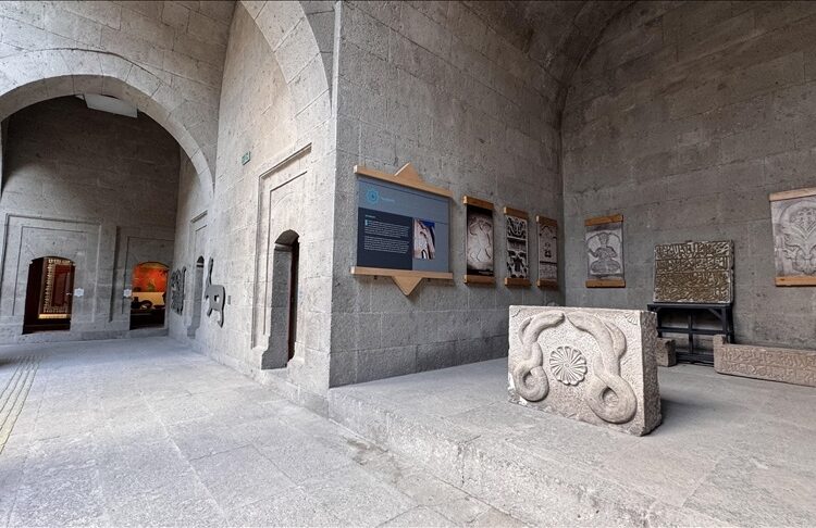 Anadolu’nun ilk tıp fakültesi olarak bilinen şifahane 820 yıldır ayakta