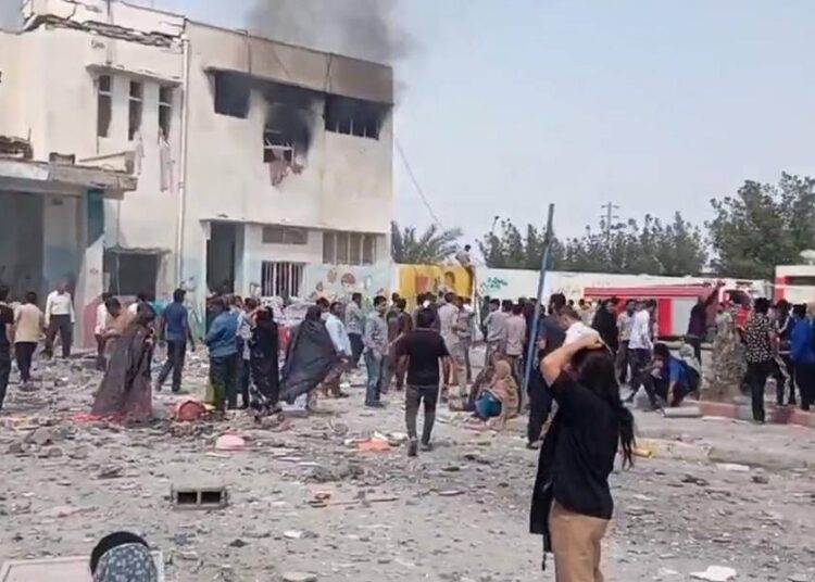 ABD ve İsrail’in saldırılarında en az 200 kişi hayatını kaybetti