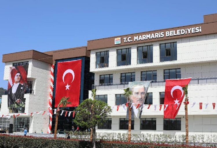 Marmaris Belediyesi’ne gece yarısı baskın