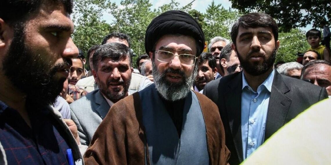 Anasayfa 69 Ali Hamaney’in yerine oğlu Mücteba Hamaney getirildi