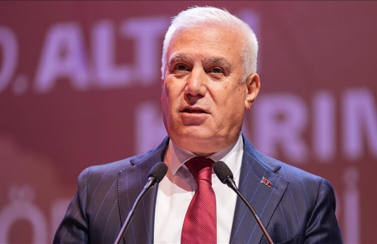 Bursa Büyükşehir Belediye Başkanı Bozbey hakkında tutuklama talebi 1 Bursa Büyükşehir Belediyesi’ne operasyon: Başkan Bozbey dahil 55 kişi gözaltına alındı