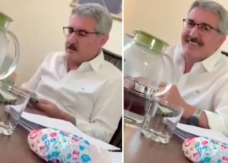 Rüşvet iddiasıyla gündeme gelen isme Diyanet'ten yeni görev 1 Rüşvet iddiasıyla gündeme gelen isme Diyanet’ten yeni görev