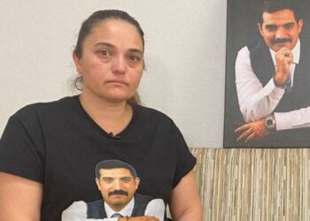 Selma Ateş'ten İzzet Ulvi Yönter'in istifası yorumu: Kalk derler kalkar, otur derler oturur 8 Selma Ateş’ten İzzet Ulvi Yönter’in istifası yorumu: Kalk derler kalkar, otur derler oturur