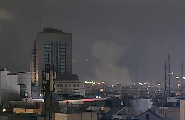 Tahran'da art arda patlamalar meydana geldi 1 Tahran’da art arda patlamalar meydana geldi