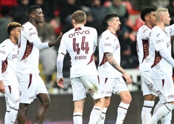 Trabzonspor 3 puanı 3 golle aldı