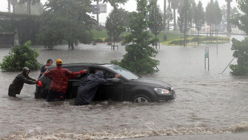 Meteoroloji’den sağanak yağış ve sel uyarısı