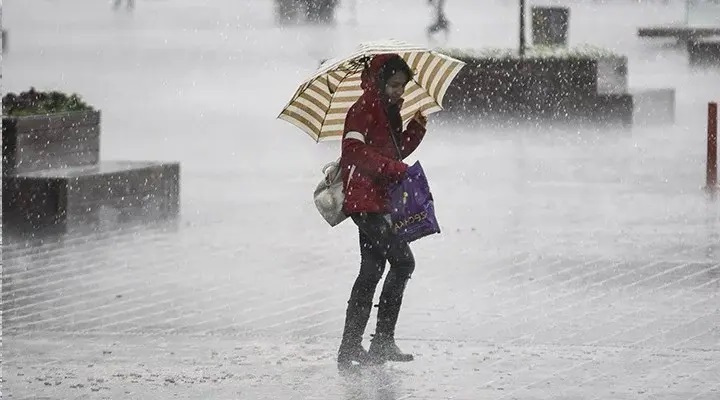 Meteoroloji çok sayıda il için kuvvetli yağış uyarısı yaptı