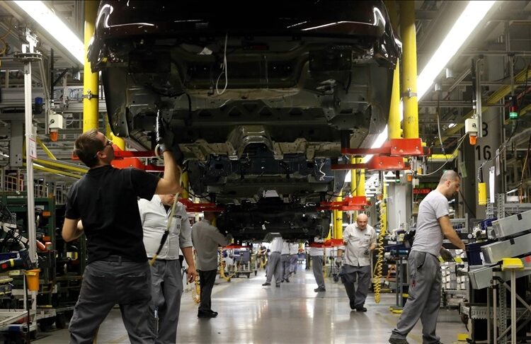 Suna Yaman yazdı I Almanya ekonomisinde tarihsel kırılma: Otomobilden savunmaya geçiş 1 Suna Yaman yazdı I Almanya ekonomisinde tarihsel kırılma: Otomobilden savunmaya geçiş