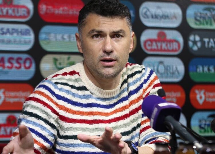 PFDK'dan Burak Yılmaz'a 2 maç ceza 1 PFDK’dan Burak Yılmaz’a 2 maç ceza