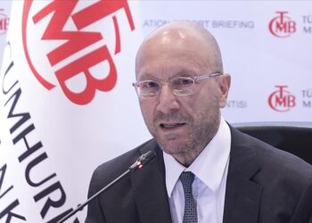 TCMB Başkan Yardımcısı Akçay’dan sıkılaştırma çıkışı