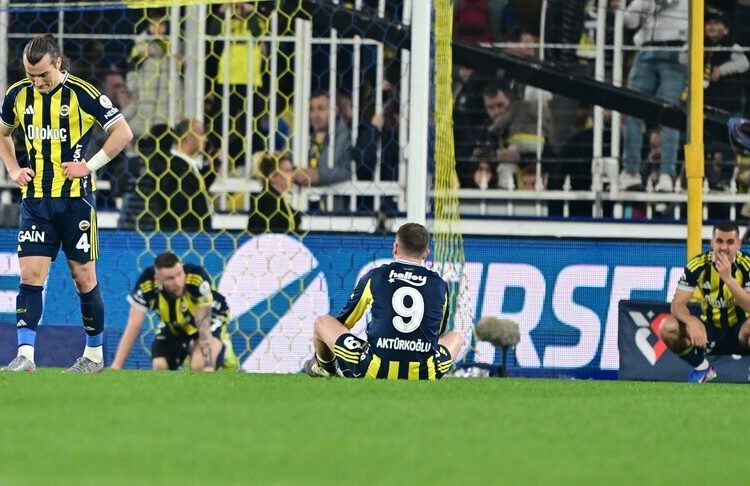 Safa Kar yazdı I Kadıköy’de şok; Fenerbahçe fırsat tepti…! 1 Safa Kar yazdı I Kadıköy’de şok; Fenerbahçe fırsat tepti…!