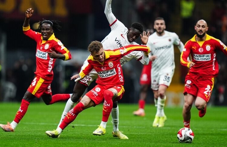 Safa Kar yazdı I Kupada şok: Önce Fenerbahçe sonra Galatasaray…! 1 Safa Kar yazdı I Kupada şok: Önce Fenerbahçe sonra Galatasaray…!