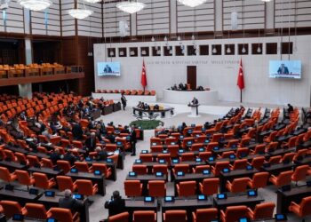 Sosyal medyaya sınırlama getiren düzenleme TBMM Genel Kurulunda
