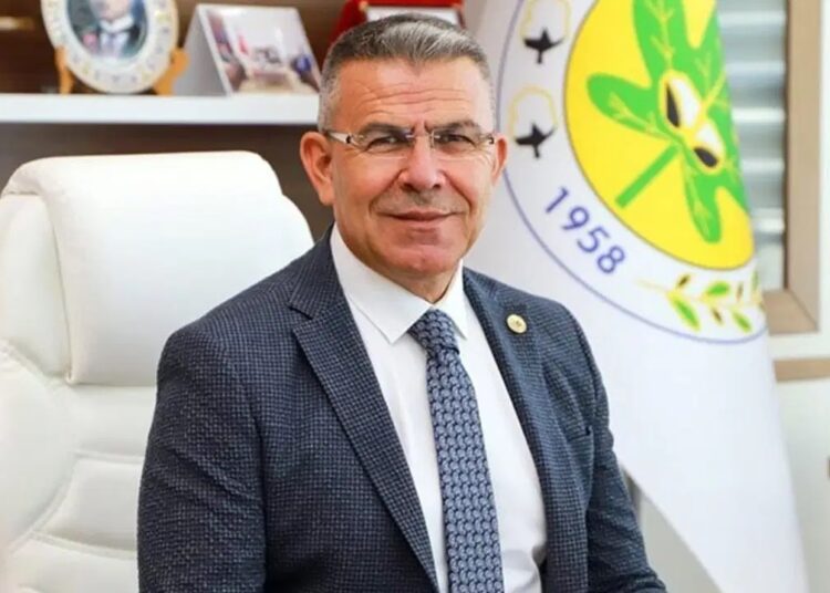 AK Partili başkan sevgilisinin işe alımında referans olmuş 1 AK Partili başkan sevgilisinin işe alımında referans olmuş