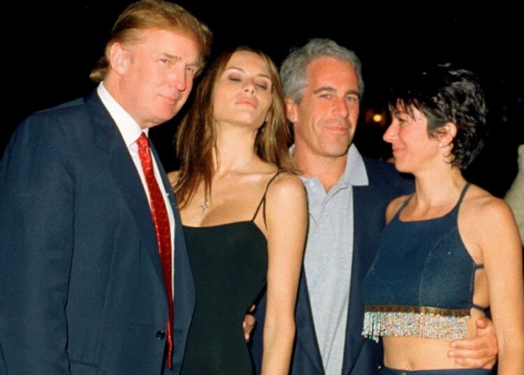 Melania Trump Epstein ile bağlantısı olduğu yönündeki iddiaları yalanladı 1 Melania Trump Epstein ile bağlantısı olduğu yönündeki iddiaları yalanladı