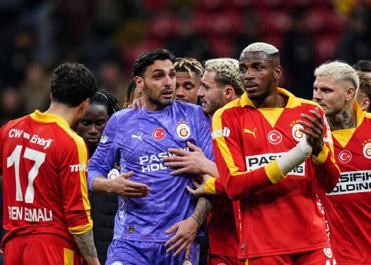 Fenerbahçe, Osimhen için TFF'ye resmi başvuru yaptı 1 Fenerbahçe, Osimhen için TFF’ye resmi başvuru yaptı