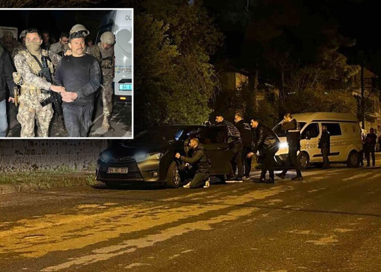 İhbara giden polise silahlı saldırı: 1'i ağır 2 yaralı 1 İhbara giden polise silahlı saldırı: 1’i ağır 2 yaralı