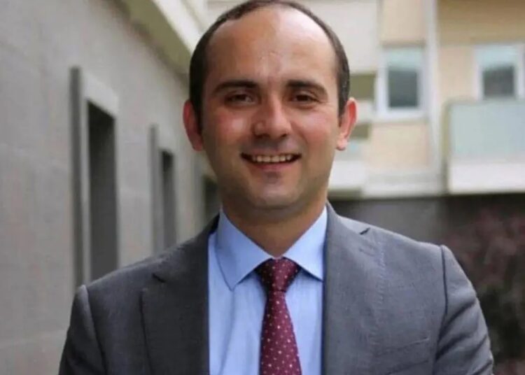 AYM, Tayfun Kahraman hakkında bir ihlal kararı daha verdi 1 AYM, Tayfun Kahraman hakkında bir ihlal kararı daha verdi