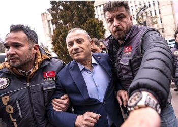 Sonel, “Ben devletin valisiyim” diyerek emniyette ifade vermeyi reddetti