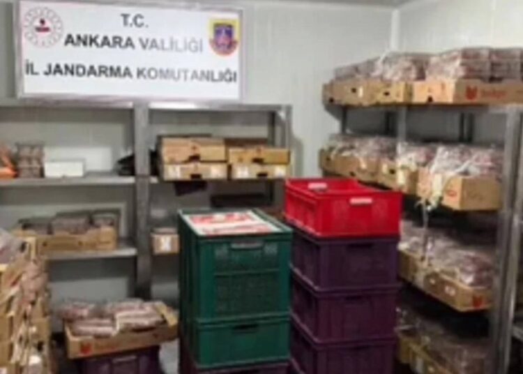 Ankara’da 40 ton kaçak et ele geçirildi
