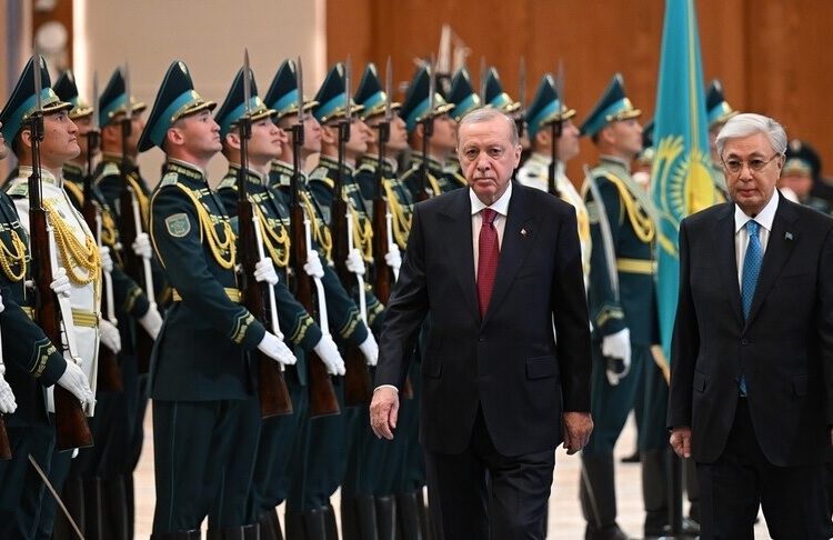 Suna Yaman yazdı I Putin’in “arka bahçesinde” yeni dönem: Erdoğan’ın Kazakistan ziyareti Moskova’yı neden rahatsız etti?