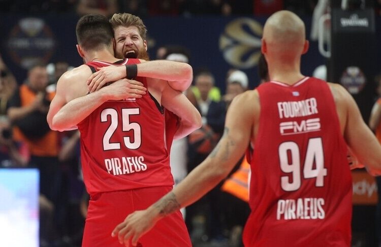 Real Madrid'i yenen Olympiakos, 4. kez EuroLeague şampiyonu oldu 1 Real Madrid’i yenen Olympiakos, 4. kez EuroLeague şampiyonu oldu