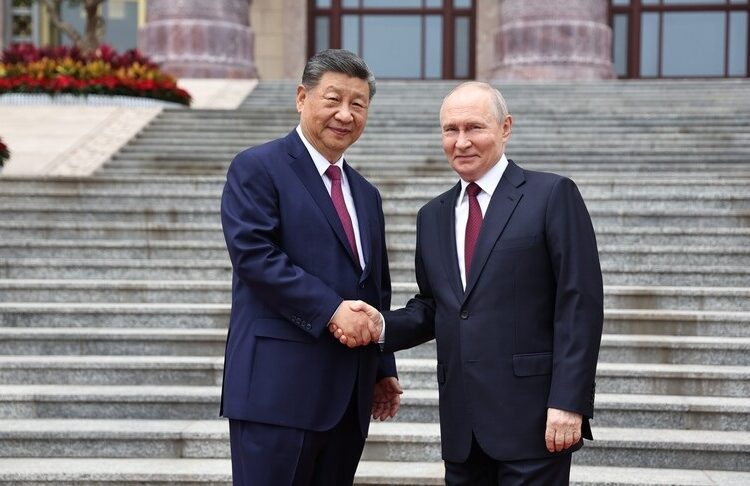 Çok kutuplu dünya düzeninin inşasına ilişkin bildiriye Putin ve Şi’den imza