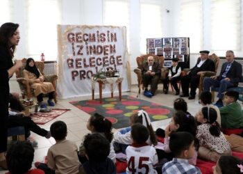 Anaokulu öğrencileri sosyal ve kültürel değerleri yaşlılardan öğreniyor