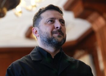 Zelenskiy, Putin’in önerdiği ateşkesin detaylarını sordu