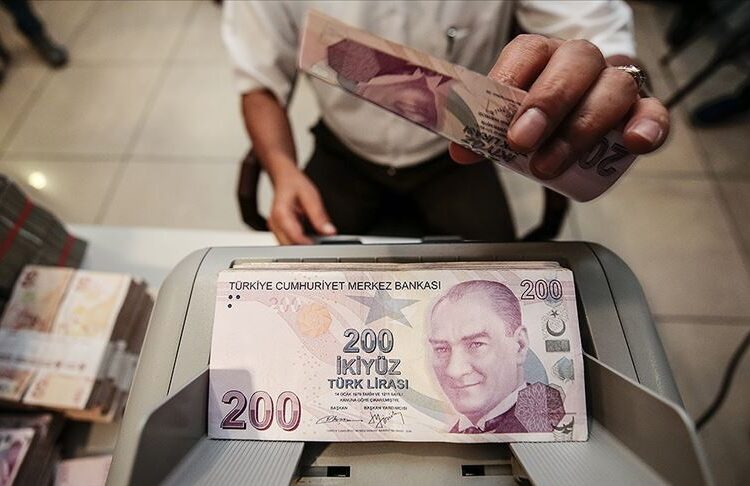 200 TL çoğaldı, alım gücü eridi: En büyük banknot da yetmiyor 1 200 TL çoğaldı, alım gücü eridi: En büyük banknot da yetmiyor