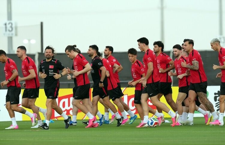 A Milli Futbol Takımı, Paraguay maçının hazırlıklarını sürdürdü