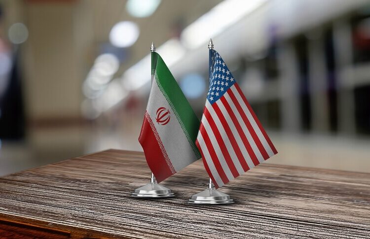 Trump’ın tehditleri sonrası İran heyeti müzakere masasını terk etti 1 Trump’ın tehditleri sonrası İran heyeti müzakere masasını terk etti