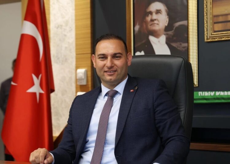 Kilis Belediye Başkanı Bilecen CHP'den istifa etti 1 Kilis Belediye Başkanı Bilecen CHP’den istifa etti