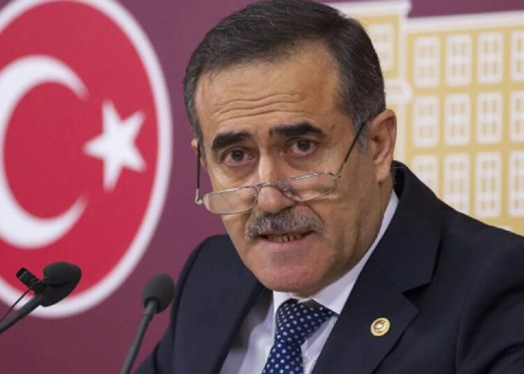 Eski vekilden Kılıçdaroğlu hakkında FETÖ iddiası