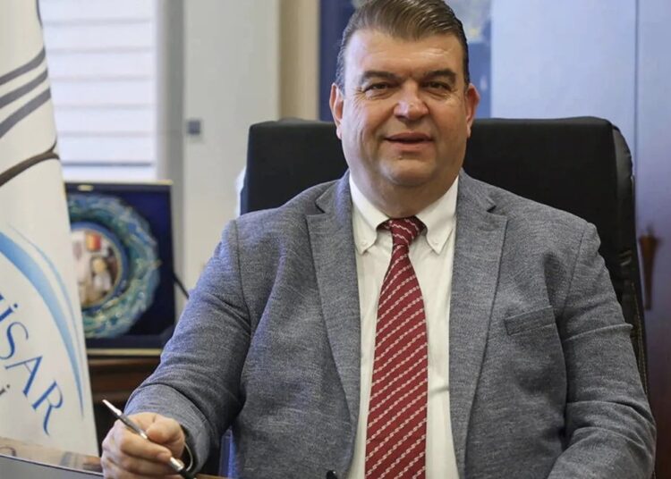 CHP'li Seferihisar Belediye Başkanı tutuklandı 1 CHP’li Seferihisar Belediye Başkanı tutuklandı