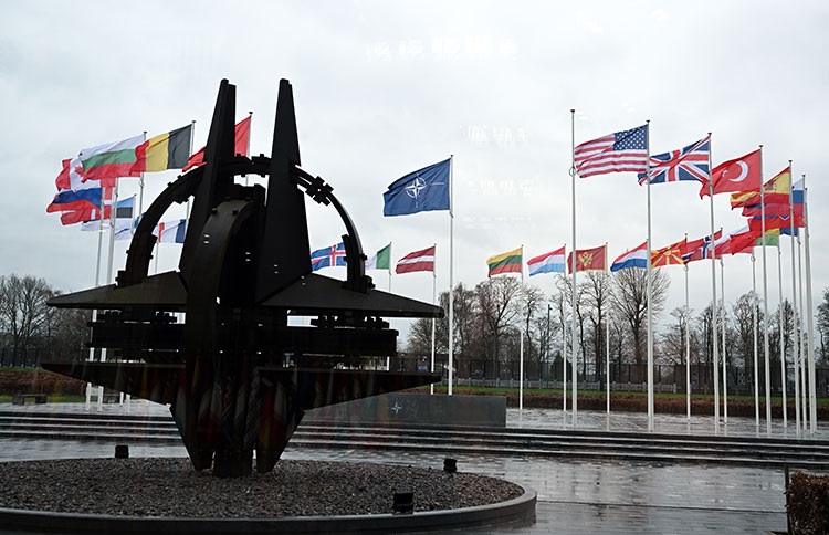 Valilik NATO Zirvesi nedeniyle birçok etkinliği yasakladı 1 Valilik NATO Zirvesi nedeniyle birçok etkinliği yasakladı
