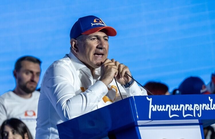 Suna Yaman yazdı I Ermenistan'da Paşinyan kazandı: Sandıktan batı mesajı çıktı, ancak Rusya hala oyunun içinde 1 Suna Yaman yazdı I Ermenistan’da Paşinyan kazandı: Sandıktan batı mesajı çıktı, ancak Rusya hala oyunun içinde