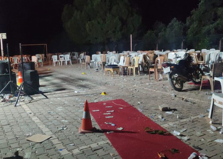Kına gecesinde kalabalığın üzerine pompalı tüfekle ateş açıdı 1 Kına gecesinde kalabalığın üzerine pompalı tüfekle ateş açıdı