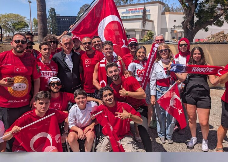 Hacıosmanoğlu'nun gündeminde istifa yok: Yeni hedefi Avrupa Şampiyonası 1 Hacıosmanoğlu’nun gündeminde istifa yok: Yeni hedefi Avrupa Şampiyonası