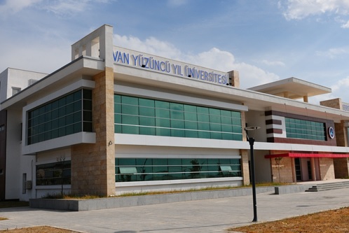 Anasayfa 66 Van Yüzüncü Yıl Üniversitesi’ndeki ağır iddialar Meclis’e taşındı
