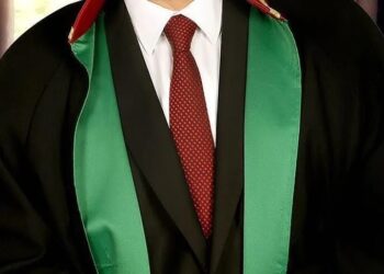 Meslektaşının çantasını çalan avukatın ruhsatı iptal edildi 4 Meslektaşının çantasını çalan avukatın ruhsatı iptal edildi