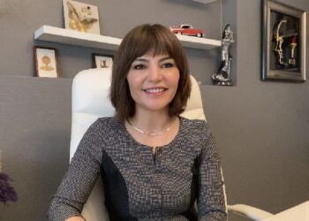 Röportaj I Avukat Hatice Yıldız: CHP, hukuk ve adalet talebinde yetersiz kaldı, mahalleye göre hukuk talep etti 18 Röportaj I Avukat Hatice Yıldız: CHP, hukuk ve adalet talebinde yetersiz kaldı, mahalleye göre hukuk talep etti