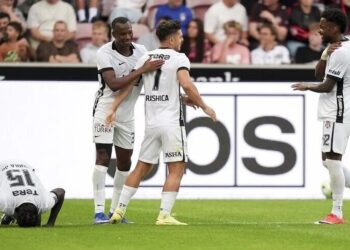 Beşiktaş, UEFA Avrupa Ligi'nde 3. eleme turunda 25 Beşiktaş, UEFA Avrupa Ligi’nde 3. eleme turunda