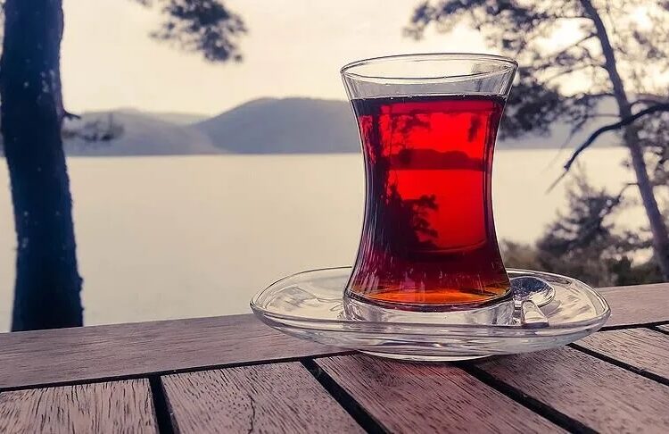 Ayla Leman Şanlı yazdı I Bir çay keyfimiz vardı 1 Ayla Leman Şanlı yazdı I Bir çay keyfimiz vardı