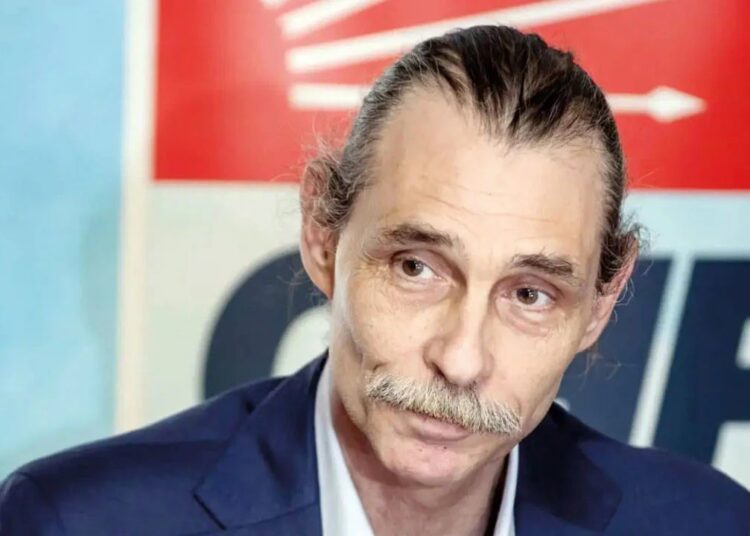 Erdal Beşikçioğlu dahil 55 kişi hakkında gözaltı kararı