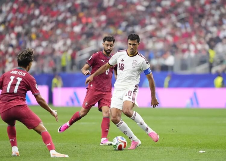 Portekiz'i 1-0 mağlup eden İspanya, çeyrek finale yükseldi 1 Portekiz’i 1-0 mağlup eden İspanya, çeyrek finale yükseldi