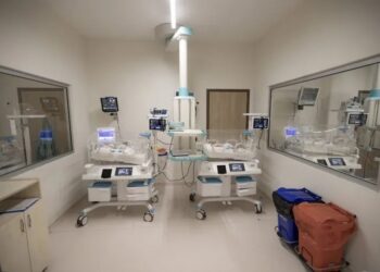 Hastaneden bebek kaçırmaya çalışıken yakalandı