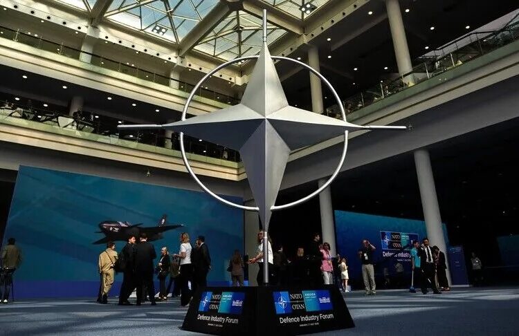NATO ülkelerinin savunma harcamaları 1,8 trilyon doları aşacak 1 NATO ülkelerinin savunma harcamaları 1,8 trilyon doları aşacak