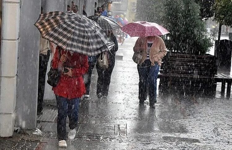 Meteoroloji’den 14 il için ‘sarı’ kodlu sağanak uyarısı